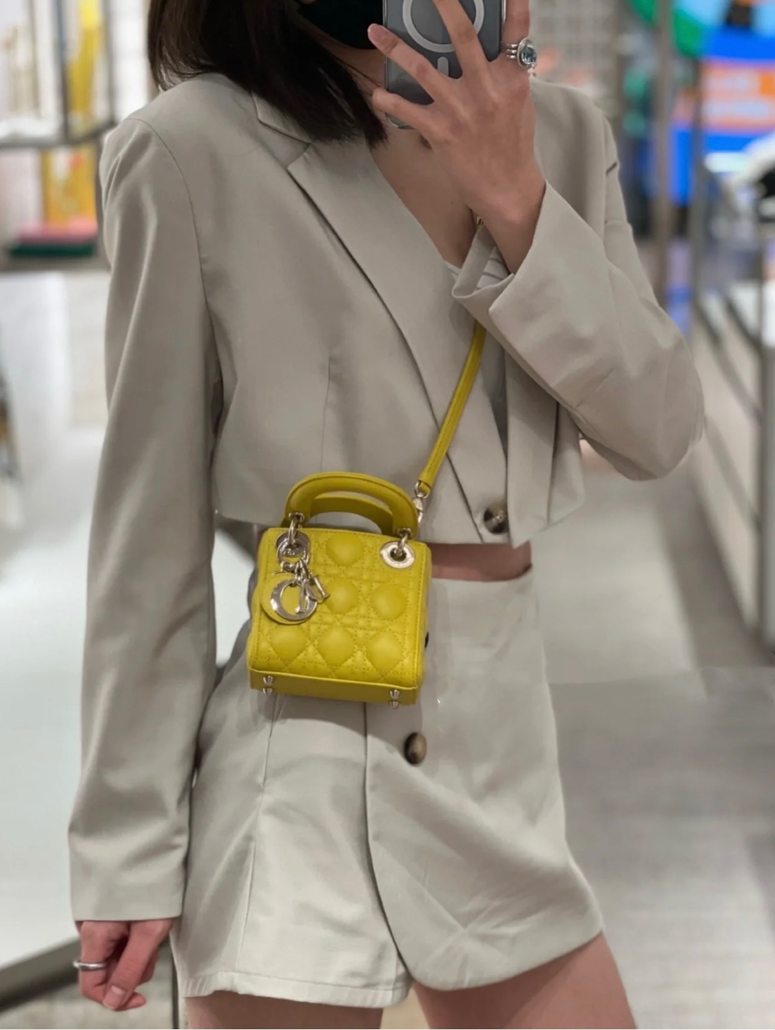 1704780274.785smvLFEaGsbMICRO LADY DIOR BAG  S0856ONGE_M32Y 1.jpg