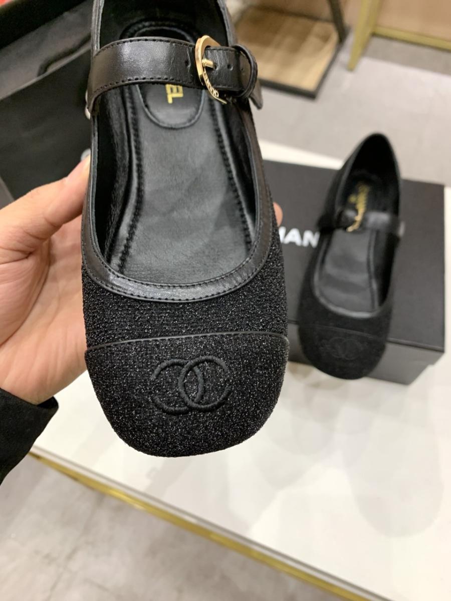 1725117050.6579kdDABstMIUChanel Mary Jane Shoes black -02.jpg