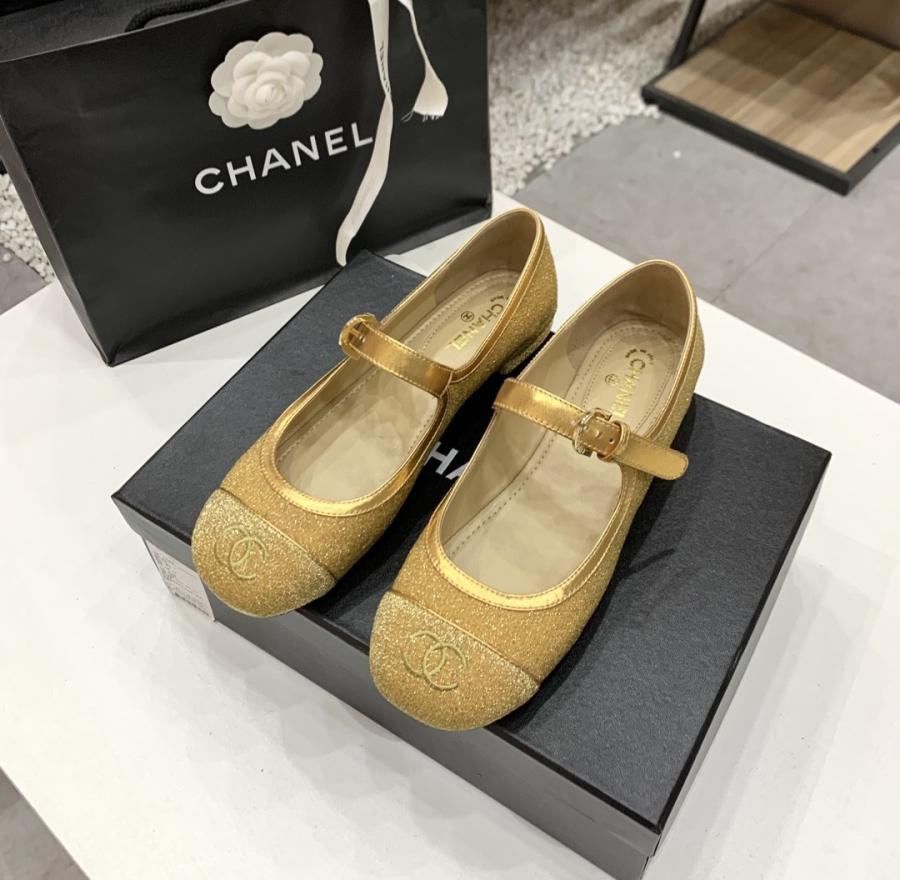 1725117051.7308uLwAVWYokPChanel Mary Jane Shoes gold -06.jpg