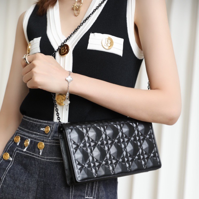 디올 LADY DIOR 파우치 21.5cm