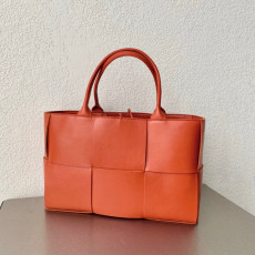 보테가베네타 Bottega Veneta 609175 Arco tote 토트백 브라운 41cm