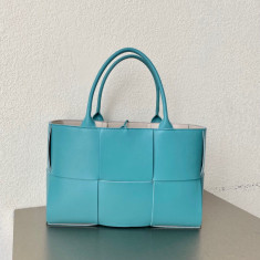 보테가베네타 Bottega Veneta 609175 Arco tote 토트백 스모그블루 41cm