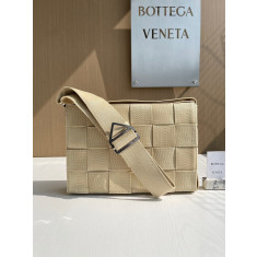 보테가베네타 Bottega Veneta 680514 라지 카세트 위빙 30cm