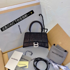 발렌시아가 Balenciaga 5928331 XS