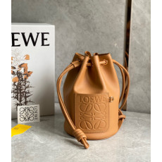 로에베 Loewe 버킷 백 26CM