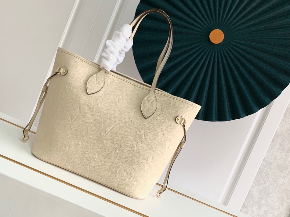 루이비통 Louis Vuitton 45686 토트 백 32CM