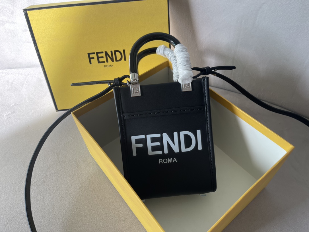 펜디 Fendi 미니 선샤인 쇼퍼백 숄더백 토트백 13cm